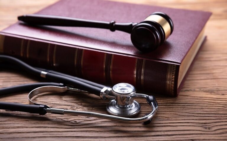 Niepoczytalność a odpowiedzialność karna – co warto wiedzieć?